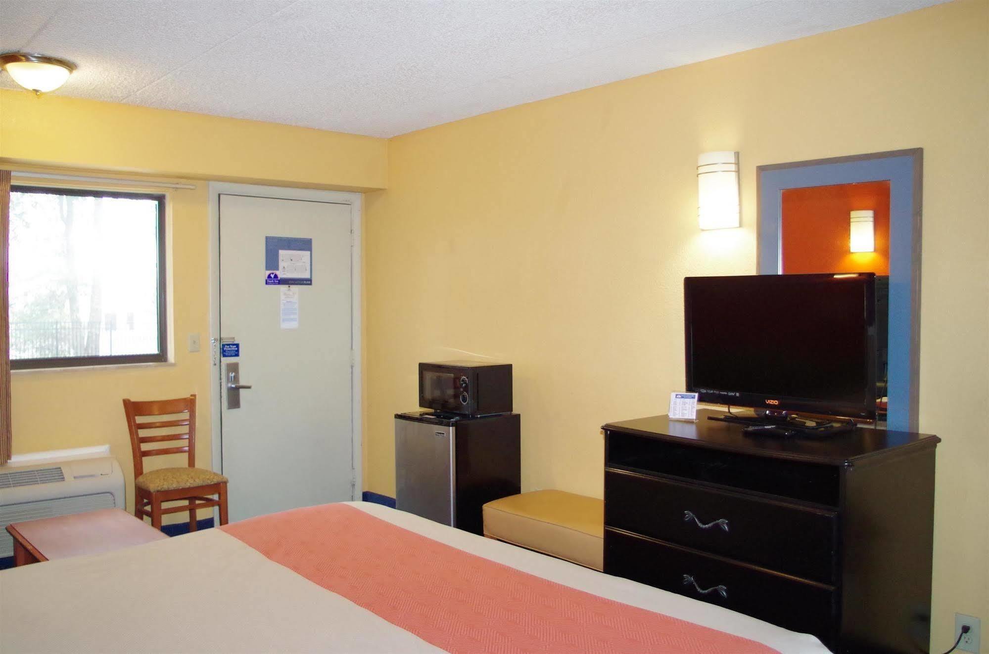 Americas Best Value Inn And Suites Little Rock Exterior foto